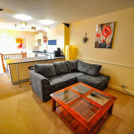 The Coachman Pub, Hartford, Room Only Hartford  ภายนอก รูปภาพ