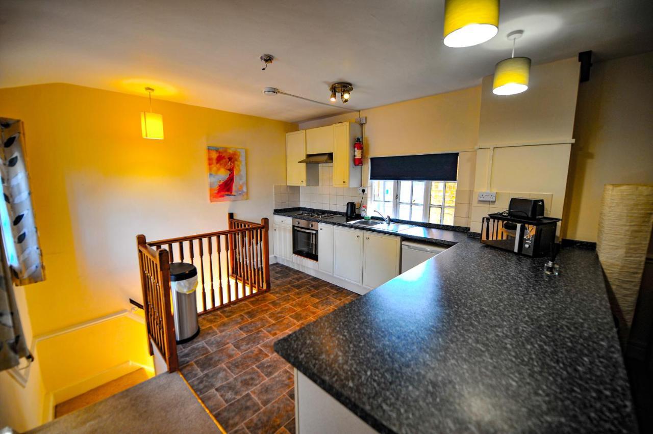 The Coachman Pub, Hartford, Room Only Hartford  ภายนอก รูปภาพ